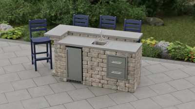 Overview of outdoor corner bar.
